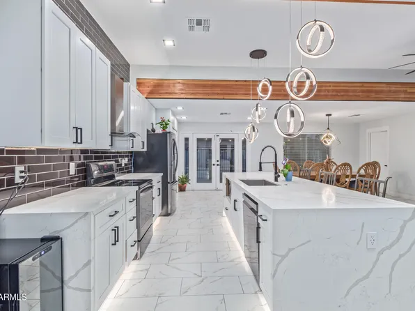 2037 E RIVIERA Drive, Tempe, AZ 85282