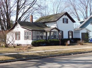 608 W Richmond St, Shawano, WI 54166