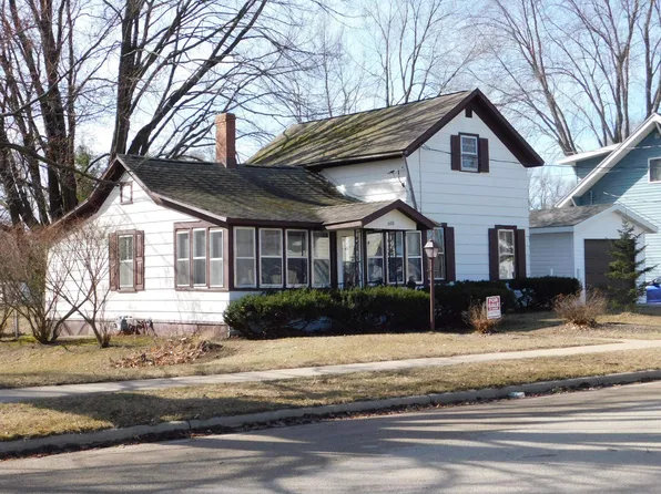 608 W Richmond St, Shawano, WI 54166