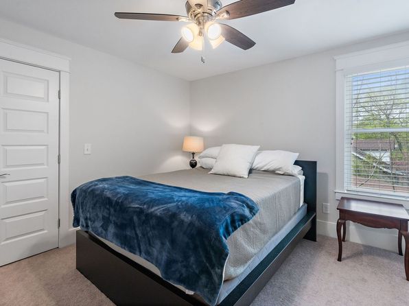 414B Saint Francis Ave