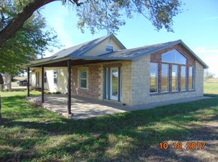 1101 W Bender Rd, Newkirk, OK 74647