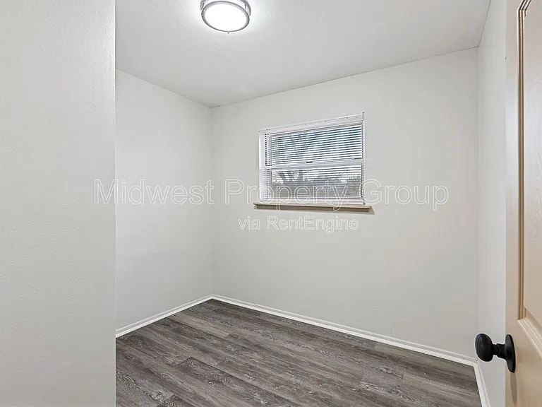 1414 E Pitman Ave — Photo 11