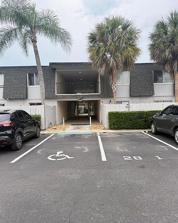 1st image of 1928 Conway Rd APT 18