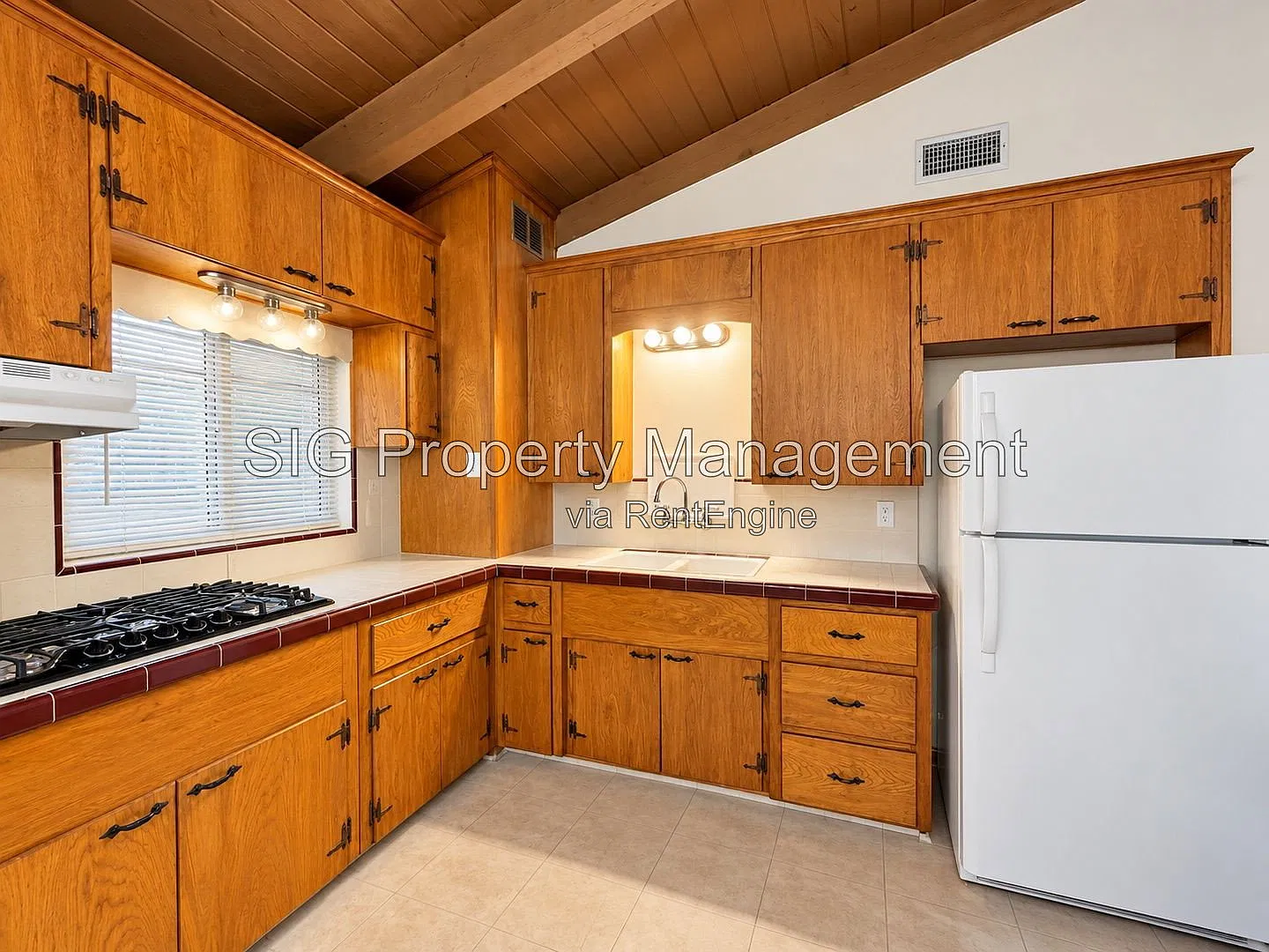 2 bed, 1.0 bath, 1023 sqft, $2,600 — Photo 3