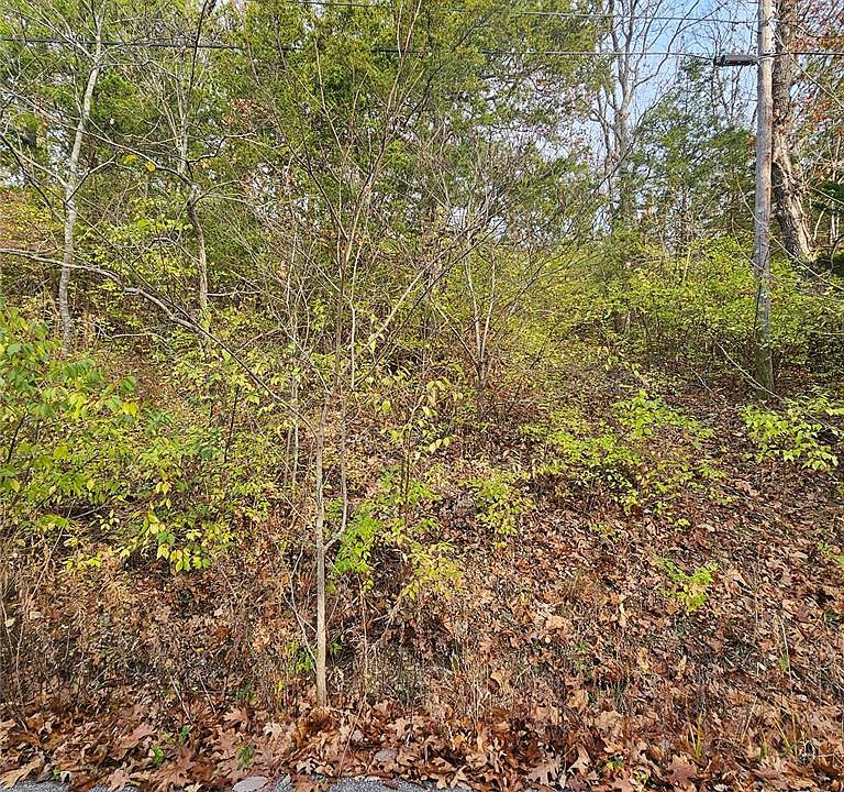 1st image of 7320 Woodland Dr