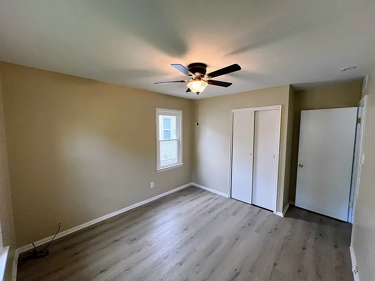Orchard Heights Dr — Photo 5