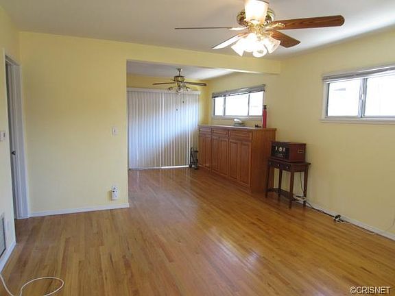 4th image of 7100 Cozycroft Ave