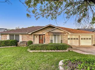 3633 Billie Faye Dr, North Richland Hills, TX 76180