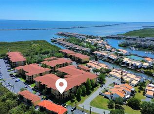4323 Bayside Village Dr APT 212, Tampa, FL 33615