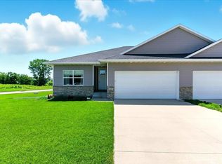 4507 Donald Dr, Cedar Falls, IA 50613