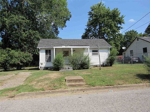 3rd image of 1818 Wheeler St