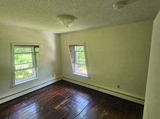 301 Stillwater Rd #8, Smithfield, RI 02917