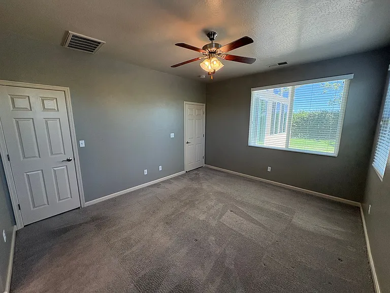 3310 N Tilden Ct — Photo 13