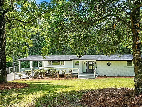 2nd image of 107 Woodland Dr