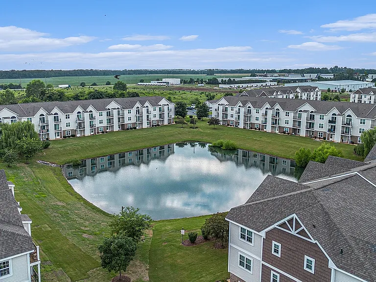 Limestone Creek Apartment Homes — Photo 42