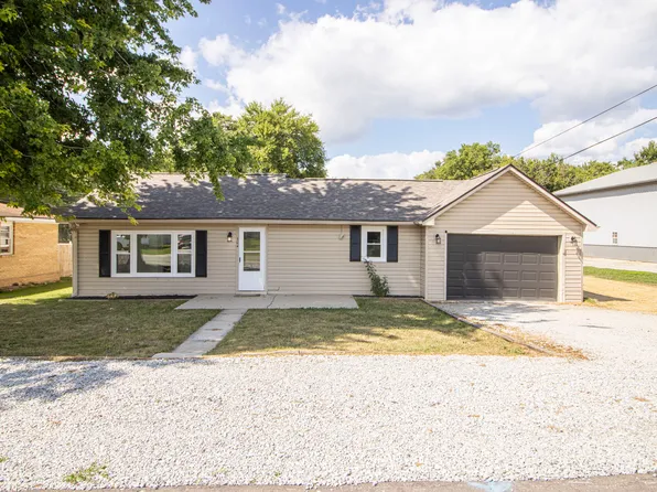 304 Maple St, Frankton, IN 46044