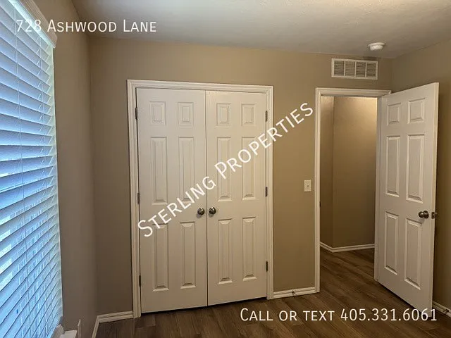 728 Ashwood Ln — Photo 31