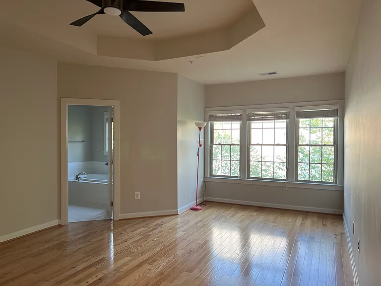 7447 Burnside Way — Photo 14
