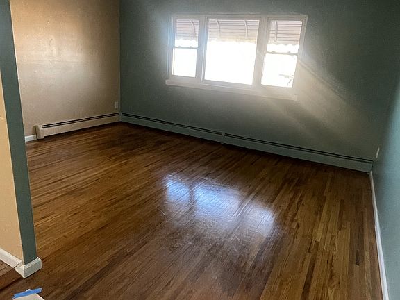 5th image of 2739 Hering Ave Floor 2