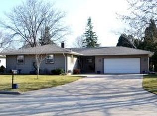 1009 E Mitchell Ave, Appleton, WI 54915