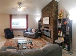 1913 14th St NW, Minot, ND 58703