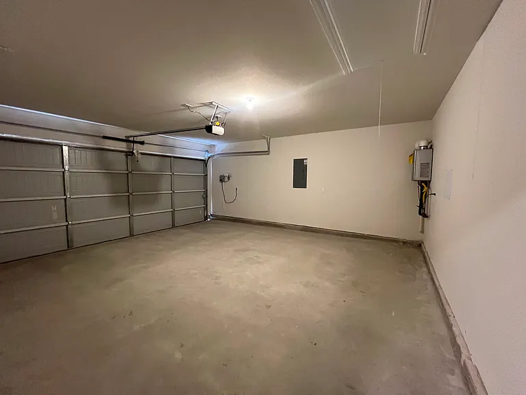 9813 Cactus Creek Ct — Photo 14