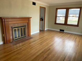702 S 10th Ave, Yakima, WA 98902