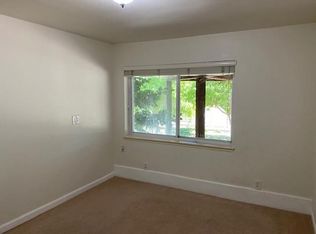 5712 Hatchery Ct #B, Penngrove, CA 94951