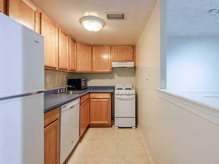 1776 Lanier Pl NW #3A — Photo 9