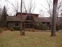 168 Lake Dr photo 1