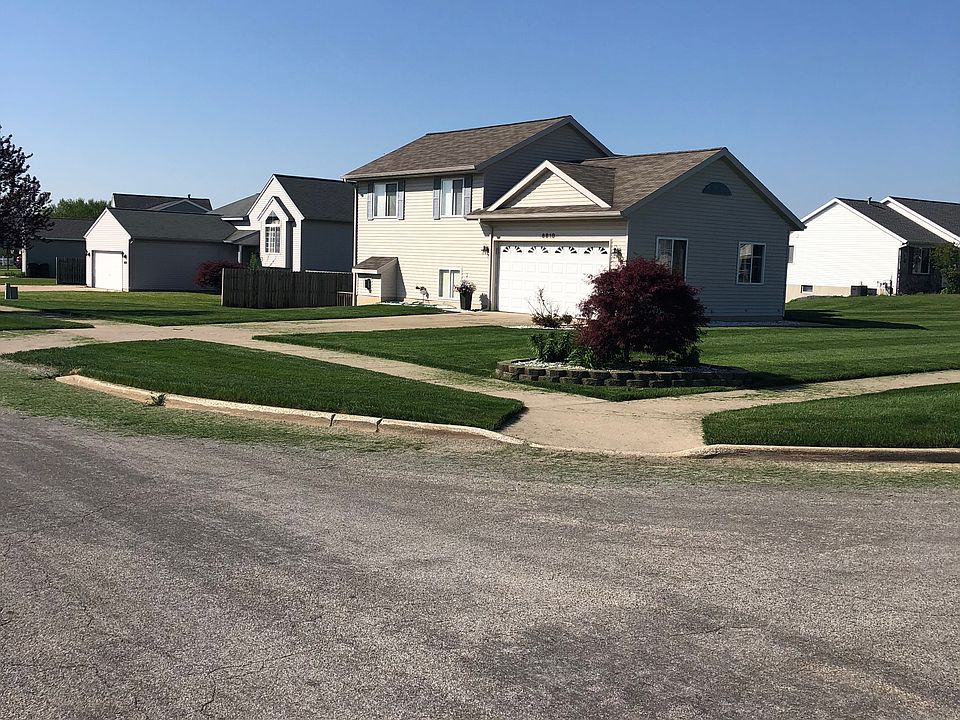 1st image of 6610 Summer Shores Dr SE