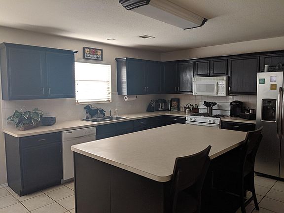 5th image of 6729 Chalk River Dr
