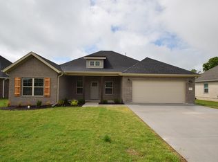 1123 Giulia Ave, Tontitown, AR 72762