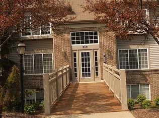 580 Cloverfield Ln APT 201, Fort Wright, KY 41011