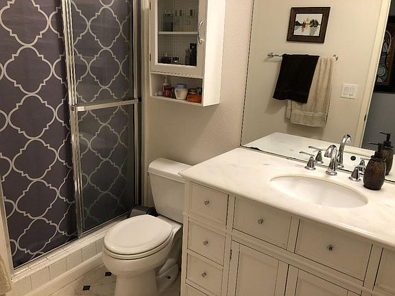 5th image of 2141 S Bentley Ave APT 206