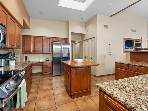 4th image of 4612 N Rockcliff Rd