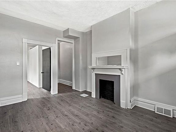 3rd image of 406 Boggs Ave