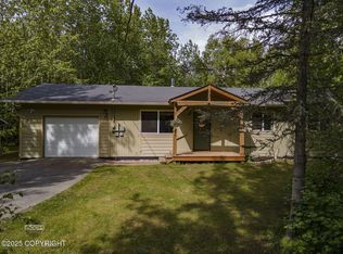 9845 E Lee Ann Dr, Palmer, AK 99645