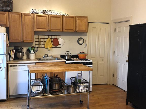 4th image of 1959 W Chicago Ave APT 3R