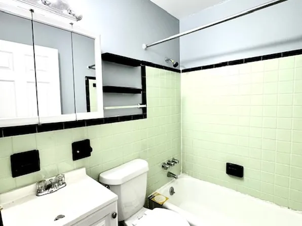 2240 W Laskey Rd, Toledo, OH 43613