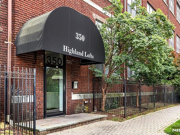 2nd image of 350 Scotland Rd APT 106