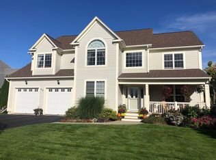 53 Pinnacle Dr, South Burlington, VT 05403