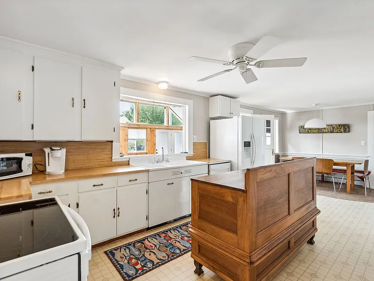 240 Island Beach Rd — Photo 16