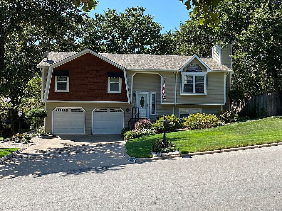 1st image of 3432 S Rolling Oaks Dr W
