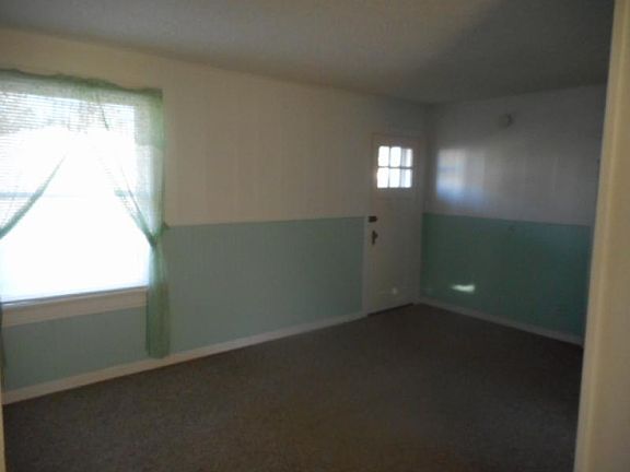 3rd image of 2560 Black River St