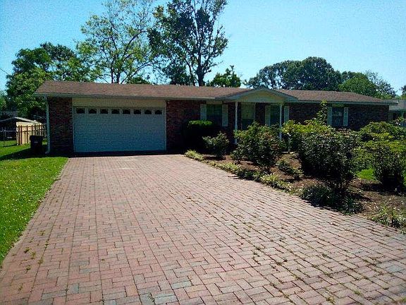Brick paver driveway