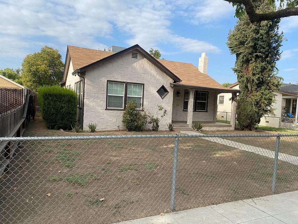 1st image of 3211 E Hedges Ave