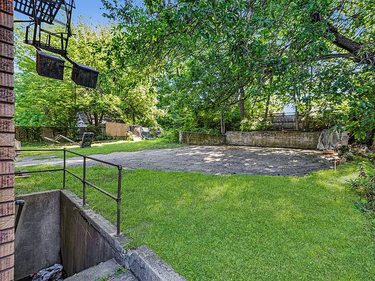 1026 Schiff Ave — Photo 14