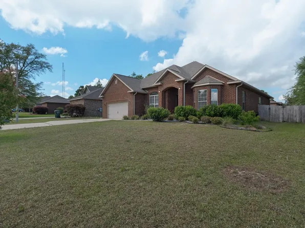 6746 Weathered Dr, Milton, FL 32570