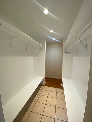 Rented by CMV Realty Inc. | media 31